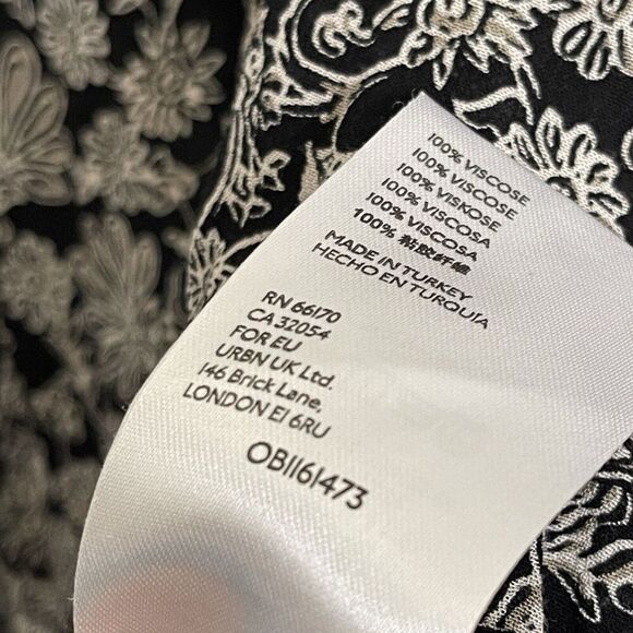 Maeve Anthropologie Top Floral Beth Bell Sleeve Top Boho Whimsigoth Size XS - Picture 4 of 5